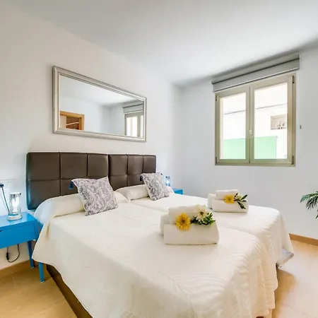 Semesterbostad For 10 Guests Near